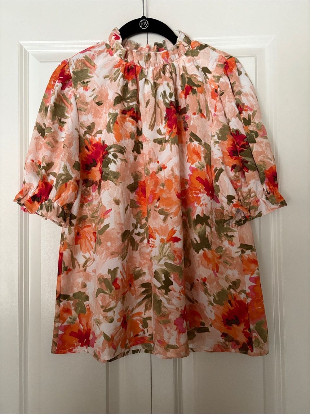 entro Floral Puff-Sleeve Blouse